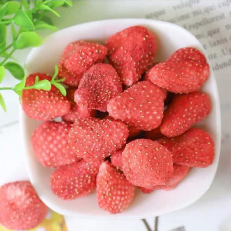 dau-tay-gion-don-khong-duong-say-thang-hoa-crispy-dried-strawberriessan-dac-san-cao-cap-nafarm-2